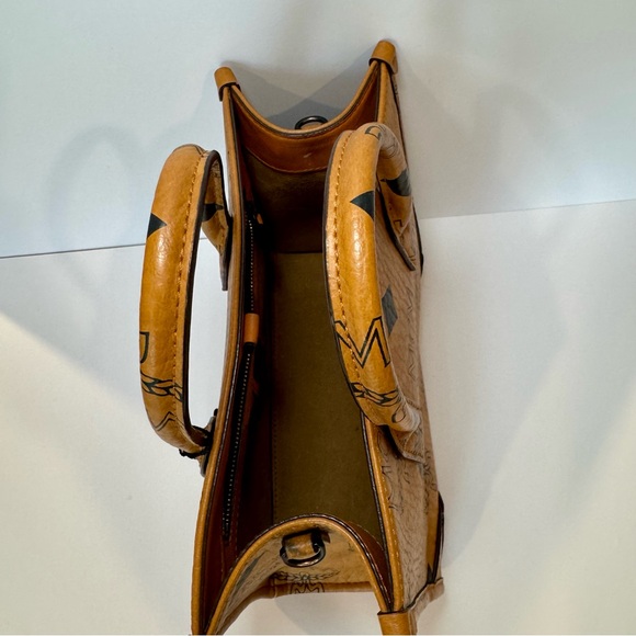 NWT MCM Small Munchen Tote In Visetos Monogram Canvas W Nappa Leather Trim - Picture 6 of 11